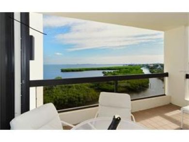Longboat key 2 bed Vacation Condo- Water Views